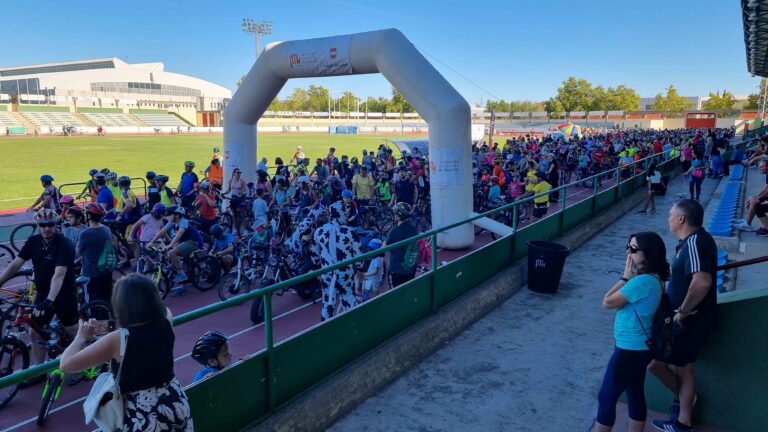 Puertollano: Más de 1.000 personas disfrutan del XI Día de la Bicicleta