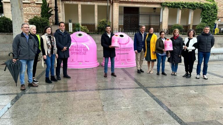 “Recicla por ellas” es el lema de la campaña para recaudar fondos dirigidos a la investigación contra el cáncer de mama