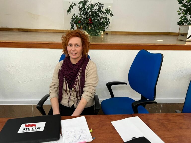 STE-CLM celebra el día de los docentes reivindicando el esfuerzo histórico desempeñado por las mujeres maestras