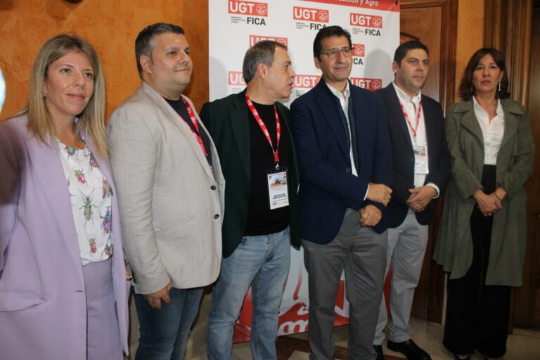 El Gobierno regional anima al acuerdo y al diálogo entre sindicatos y patronal para que todos los eslabones de la cadena agroalimentaria obtengan rentabilidad justa