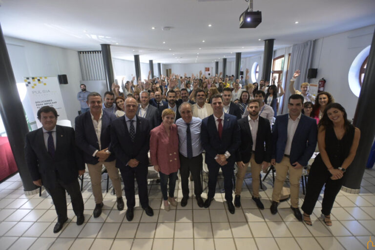 La vicepresidenta de la Diputación, Sonia González, clausura el Encuentro de Negocios Conecta 2023 de la provincia