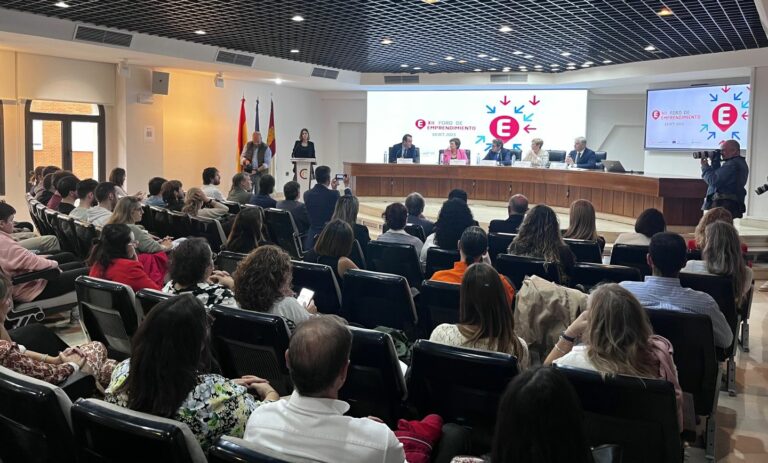 El Foro de Emprendimiento de la Cámara de Comercio de Ciudad Real y el CEEI reúne a 150 participantes en su XII edición