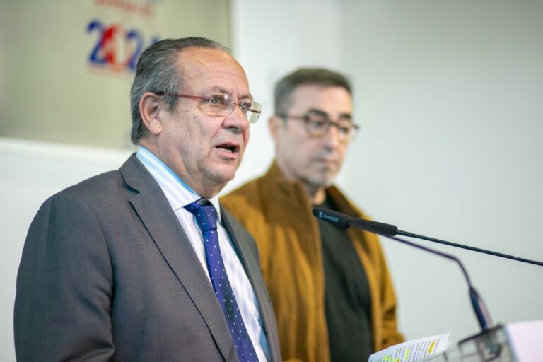 El Gobierno regional y CCOO coinciden en que los Presupuestos para 2024 dan prioridad al gasto social y al empleo y son reflejo del diálogo social