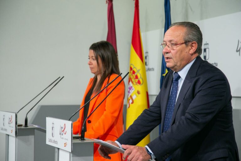 El Gobierno regional abonará a más de 96.000 empleadas y empleados del sector público el incremento retributivo del 0,5 por ciento adicional correspondiente a 2023