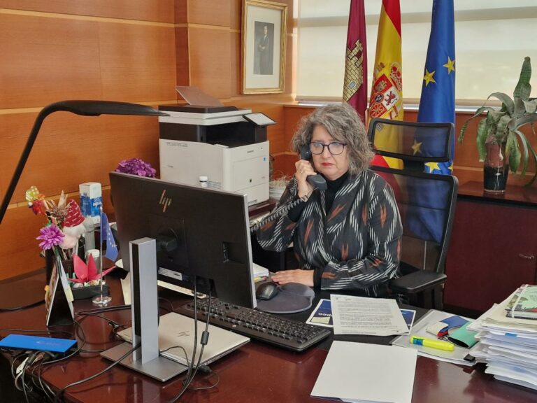 El Gobierno regional colaborará en el incendio de Montitxelvo en Valencia con un dispositivo del Plan INFOCAM de 50 profesionales y 14 medios terrestres