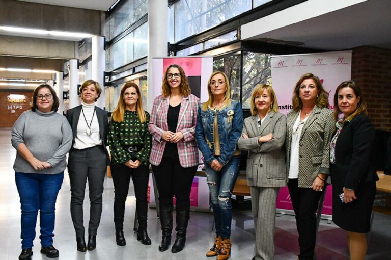 El Gobierno de Castilla-La Mancha aboga por la “necesaria” incorporación de la perspectiva de género en el desarrollo de la inteligencia artificial