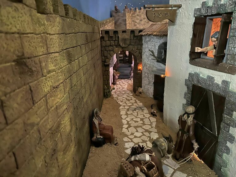 Puertollano: La atmósfera singular del Belén de la Parroquia de San Antonio