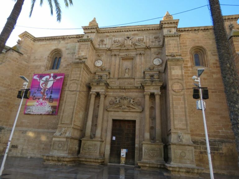 Visita a la Catedral de la Encarnación de Almería: “Un recorrido por dos mil años de Cristianismo”