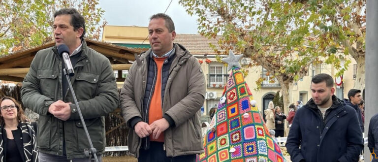 El presidente de la Diputación visita Porzuna coincidiendo con la celebración de la carrera del último día del año