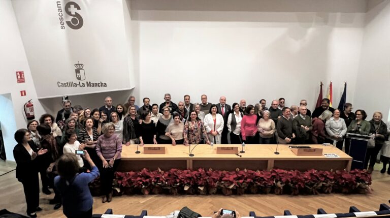 La Gerencia de Atención Integrada de Ciudad Real del SESCAM agradece su trabajo a los 87 profesionales que se han jubilado a lo largo del año