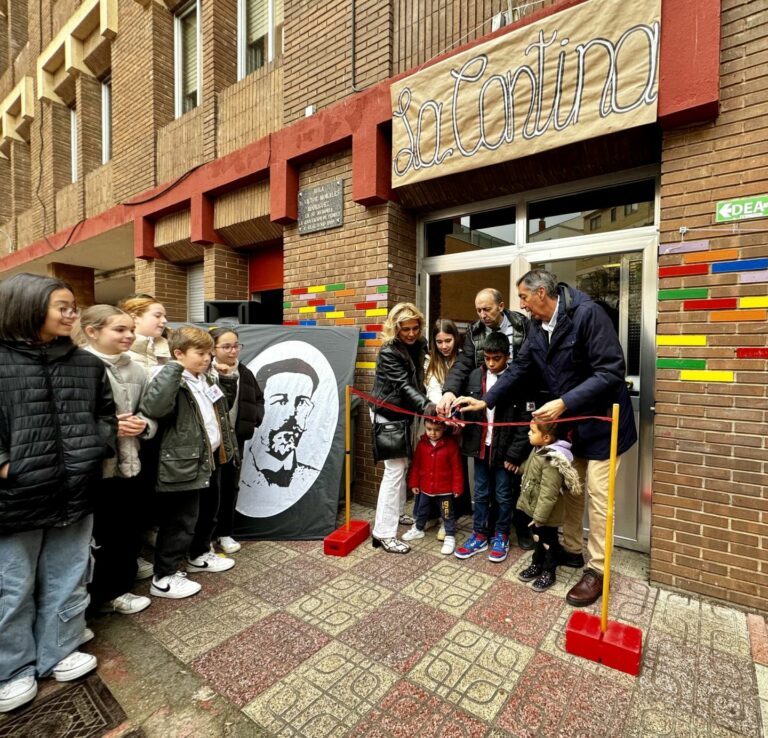 El Ayuntamiento se suma a la celebración del centenario del CEIP Pérez Molina