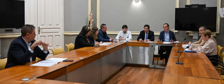 La Junta de Gobierno aprueba el Plan de Emergencia Social para 2024 con una inversión de 1’2 millones de euros