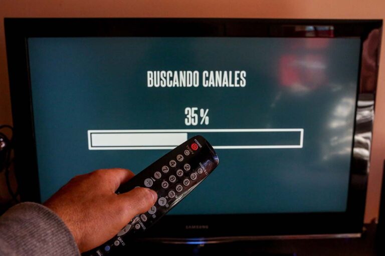 Todos los canales de televisión TDT dejarán de emitir en estándar y a partir del 14 de febrero tendrán que hacerlo sólo HD