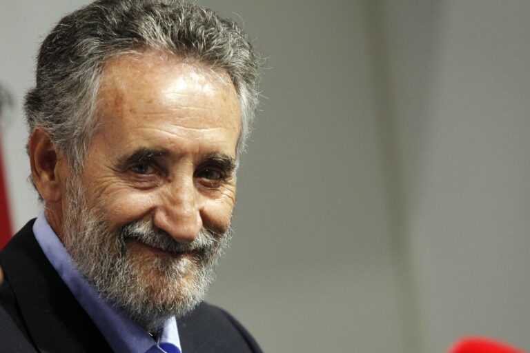 Fallece a los 71 años de edad el miguelturreño Ángel Castellanos, exfutbolista del Valencia y del Granada