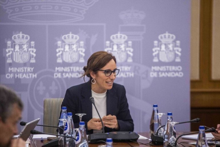 La mascarilla será recomendable en las comunidades autónomas con descenso en la incidencia