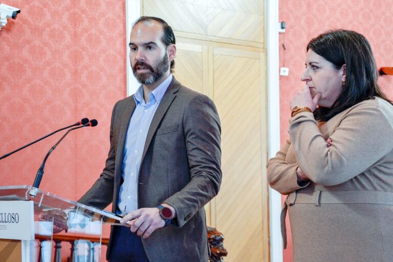 Denuncian que el PSOE ha suplantado el Facebook de la concejalía de Educación de Tomelloso