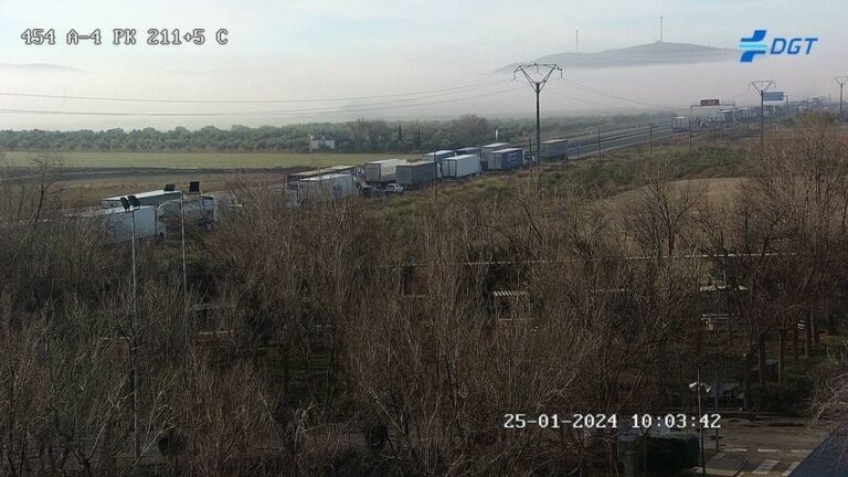 Se elevan a cinco los muertos por los accidentes de este jueves en la A-4 en Santa Cruz de Mudela