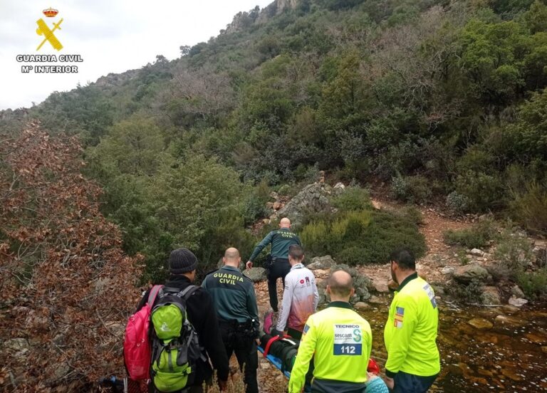 Una mujer de Puertollano, rescatada por la Guardia Civil tras dañarse mientras hacía senderismo en Fuencaliente