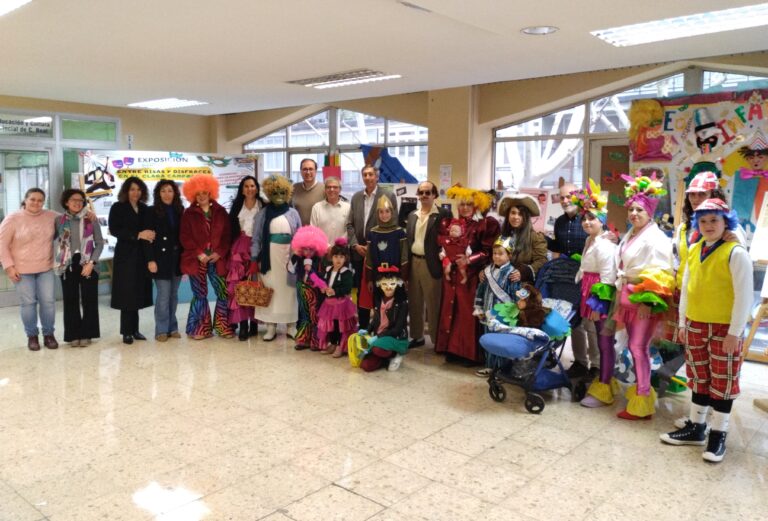 El Gobierno regional dedica su Delegación Abierta a una exposición retrospectiva sobre el carnaval elaborada por el CEIP ‘Clara Campoamor’ de Miguelturra