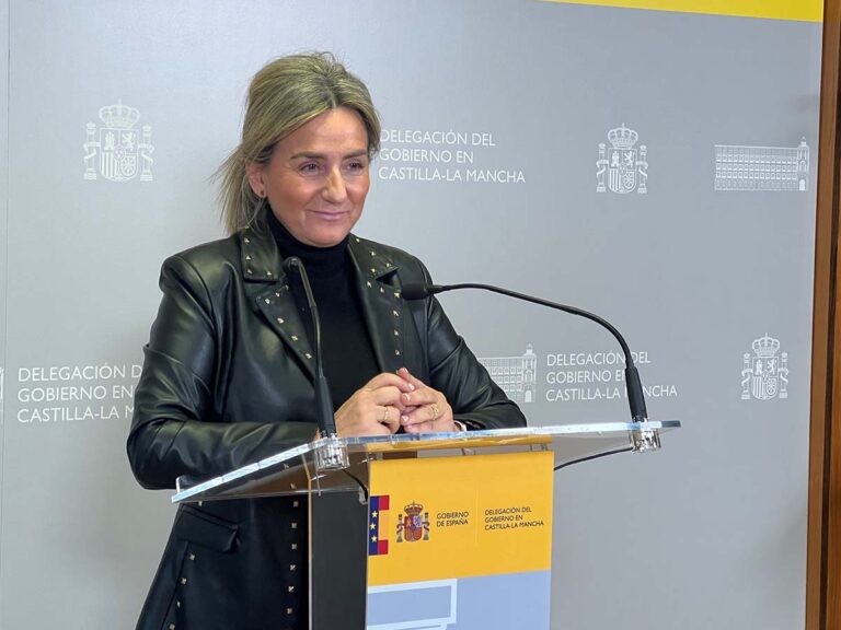 Milagros Tolón presenta los actos en Castilla-La Mancha del 200 aniversario de la Policía Nacional