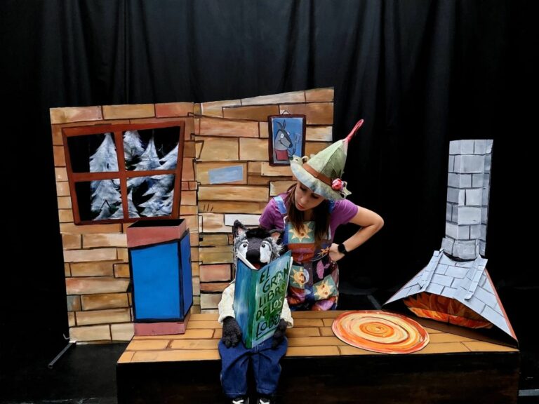 “La ovejita que vino a comer”, este domingo en el espectáculo infantil y familiar de Teatro de La Sensación