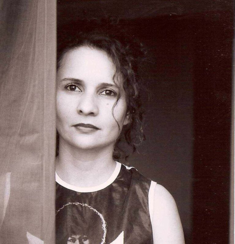 Ciudad Real: El Grupo Literario Guadiana celebrará un encuentro con Adriana Hoyos el 19 de enero