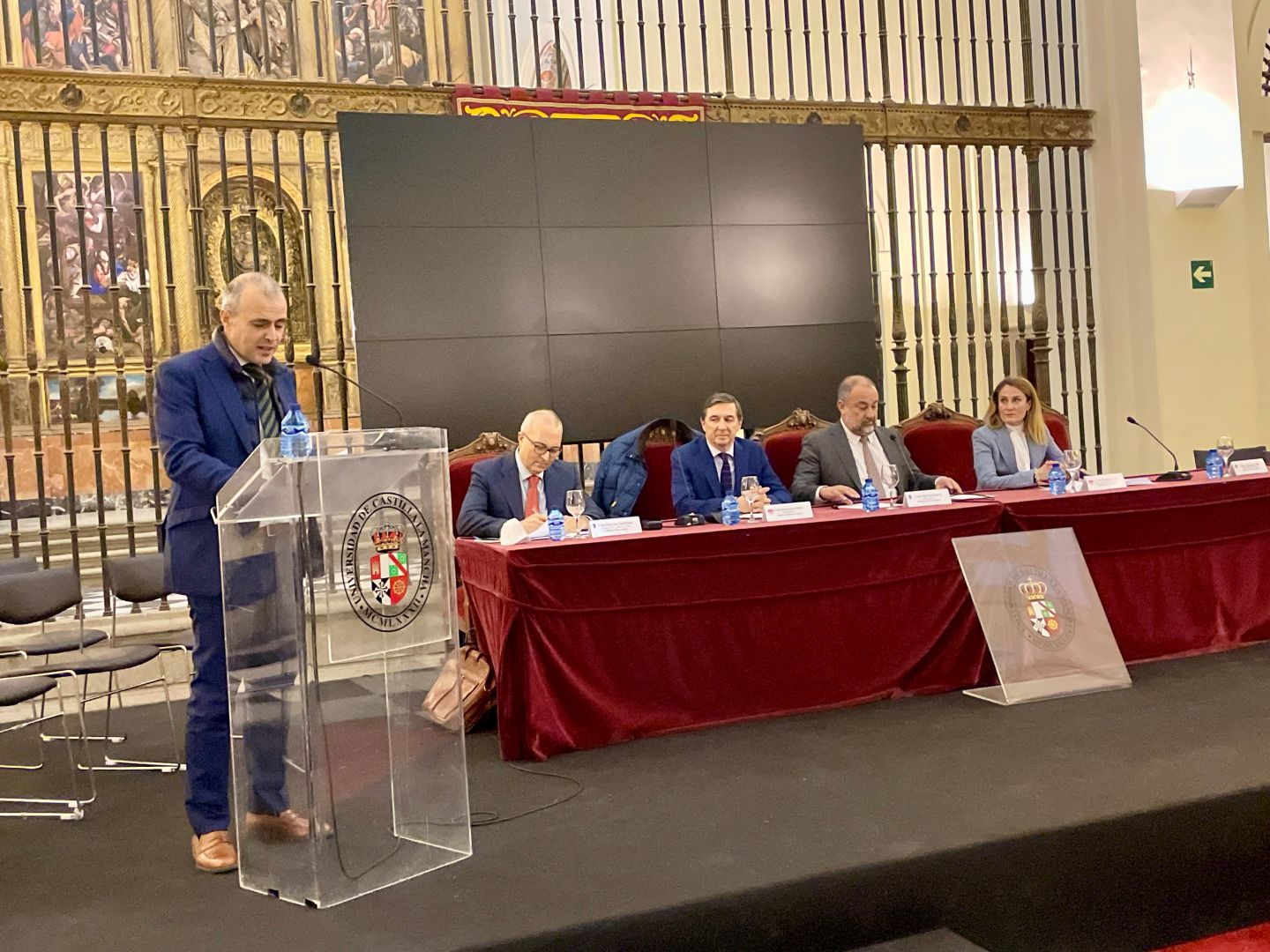 Juristas de 15 países participan en los XXIV Cursos de Posgrado en ...
