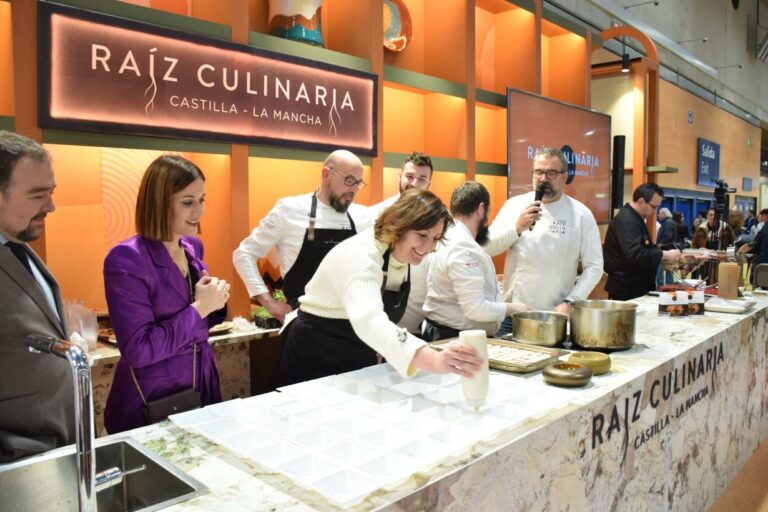 El Ejecutivo autonómico promocionará la cocina de Raíz Culinaria con un espacio propio en la edición de este año de Madrid Fusión