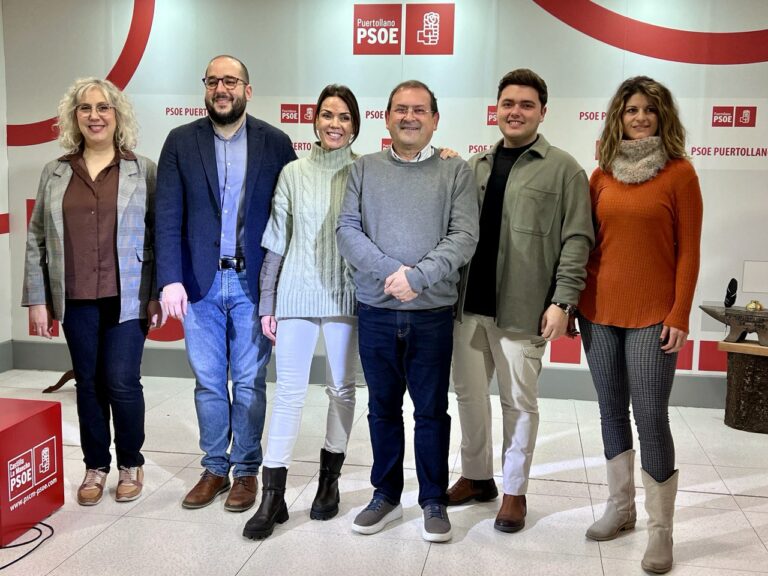 Muñiz se despide del Ayuntamiento de Puertollano para contribuir a la «renovación» del PSOE y abordar los retos educativos de la región