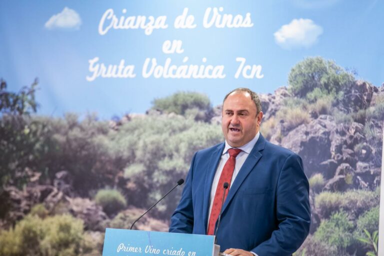 El Gobierno regional señala a ‘Encomienda de Cervera’ como ejemplo de bodega que apuesta por vinos de gran calidad, diferenciados y singulares