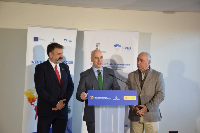 El Gobierno regional acerca a más de 130 empresas de Castilla-La Mancha ayudas del PERTE para Descarbonización Industrial, que moviliza 1.000 millones de euros
