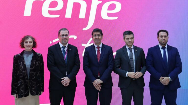 El tren impulsa turísticamente Campo de Criptana gracias al acuerdo entre el Gobierno de Casilla-La Mancha, Renfe y Ayuntamiento