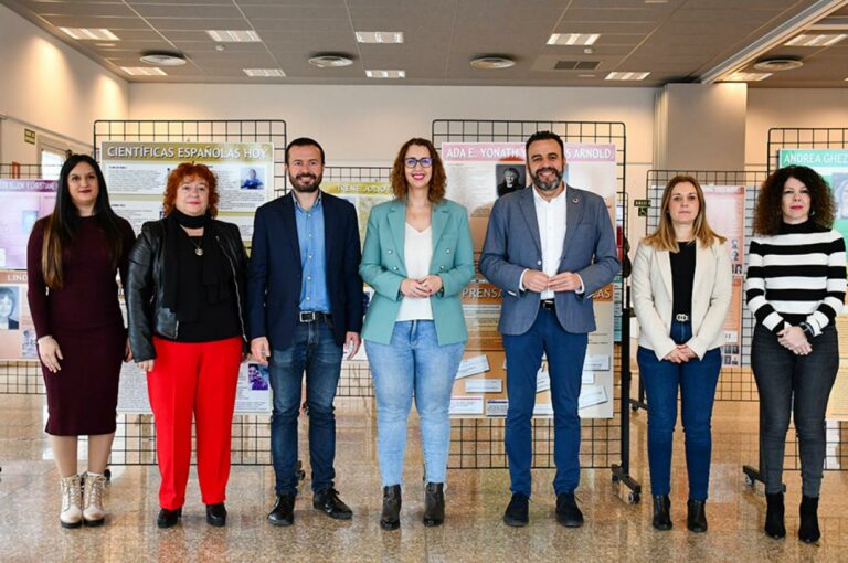 El Gobierno de Castilla-La Mancha inaugurará en 2024 una renovada exposición itinerante sobre mujeres referentes en el deporte