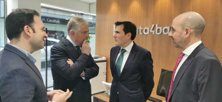 Cañizares apunta a «trato de favor político» al aeropuerto de Casarrubios en detrimento de Ciudad Real