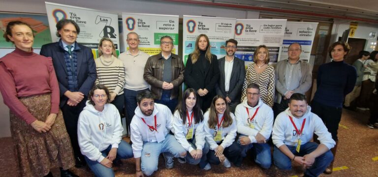 El Ejecutivo regional lleva hasta 250 municipios de Castilla-La Mancha el programa de sensibilización ‘Tú Eres La Llave’ para una correcta gestión de los residuos