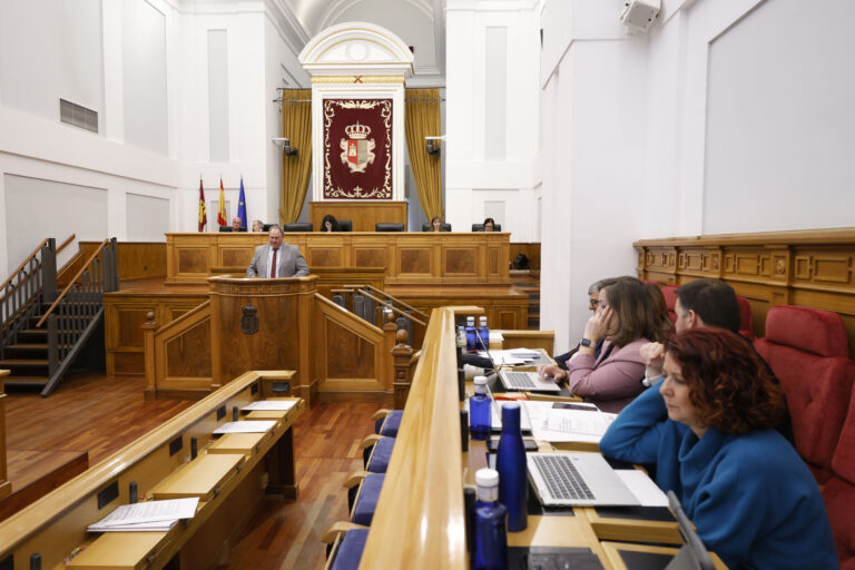Las Cortes de Castilla-La Mancha aprueban dos resoluciones socialistas en materia de control presupuestario y sector primario