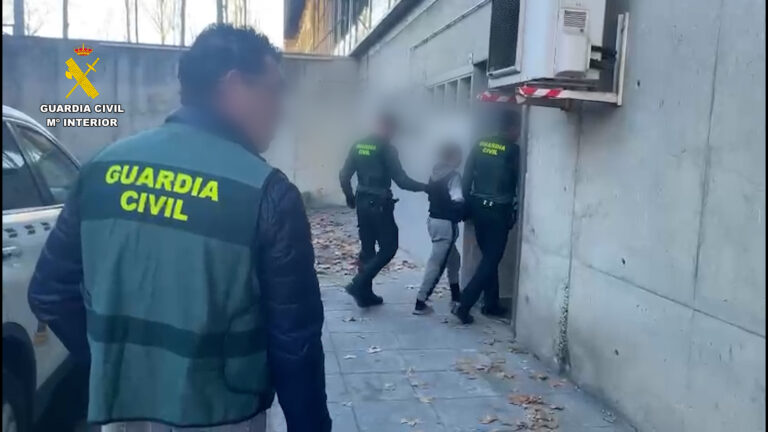 Detienen a una mujer y un hombre en Malagón por forzar a casarse a una niña de 12 años a cambio de 3.000 euros