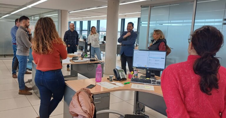 El subdelegado del Gobierno visita la sede del INSS y de la Tesorería General de la Seguridad Social