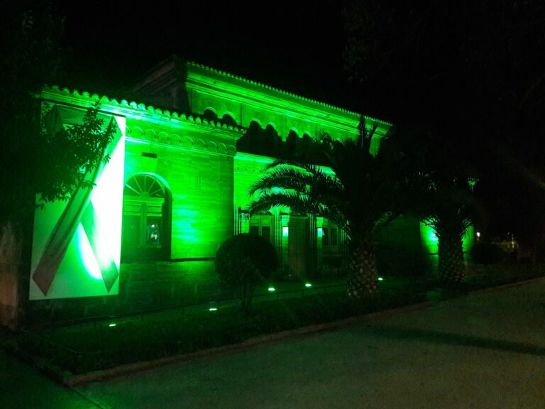 Los monumentos de Puertollano se iluminan de verde en el día contra el cáncer