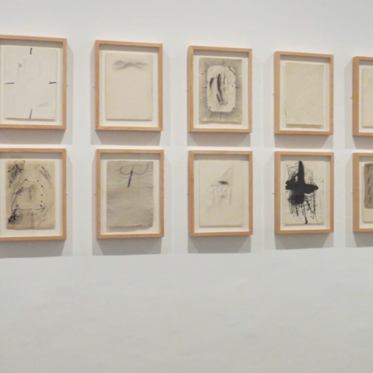 En el Museo Nacional Centro de Arte Reina Sofía: Exposición Antoni Tàpies. La práctica del arte