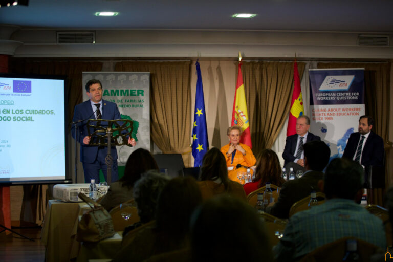 Valverde apela al papel de las administraciones para acompañar en los cuidados y promover un reparto que libere a las mujeres