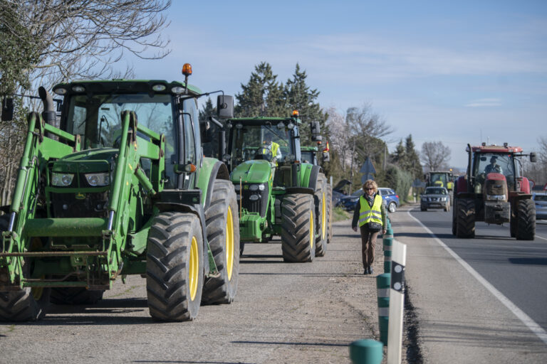 IU llevará a los ayuntamientos mociones sobre la crisis del sector agrario y ganadero