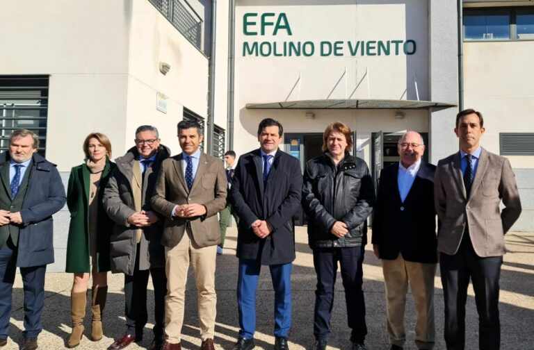 El Gobierno de Castilla-La Mancha incide en la importancia de la orientación profesional y la formación a la hora de obtener un empleo