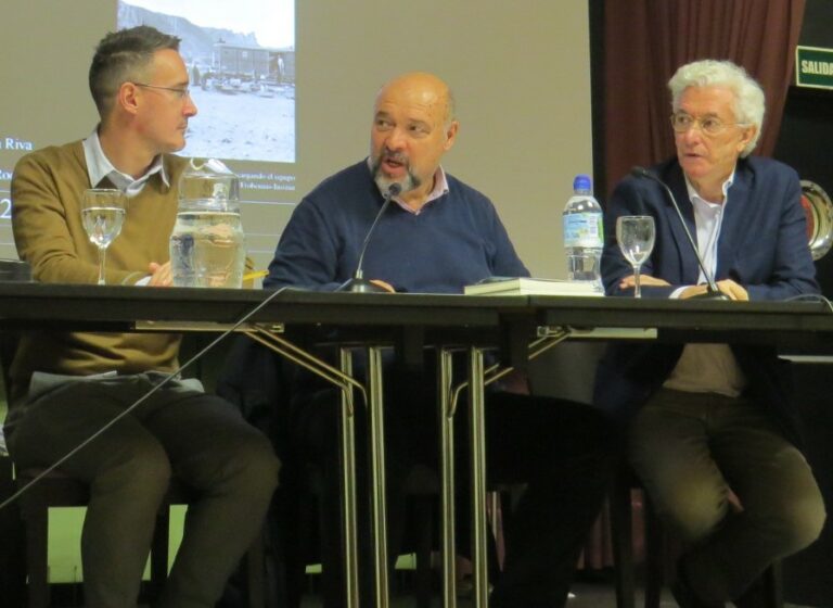 Conferencia El conde farsante, Byron Khun de Prorok, arqueólogo, cineasta y traveloguer en el África colonial, de Jorge García Sánchez, profesor de la Universidad Complutense de Madrid