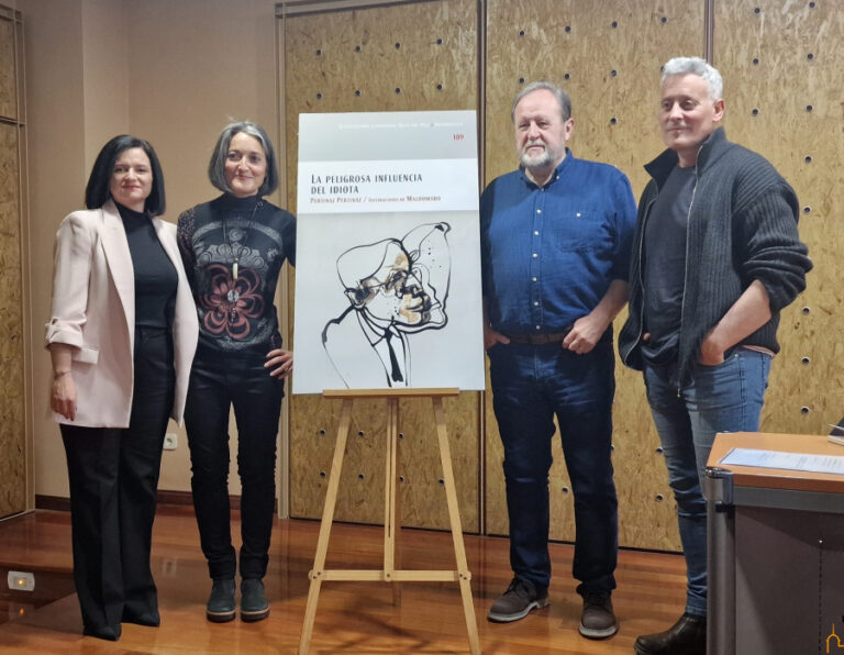 Zarco pone de manifiesto el compromiso de la Diputación con la cultura en la presentación del libro “La peligrosa influencia del idiota”