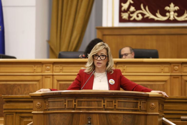 Merino urge a Lizán a reunirse y trabajar en las reivindicaciones del campo «en lugar de desaparecer ante las mayores protestas agrarias de la historia»