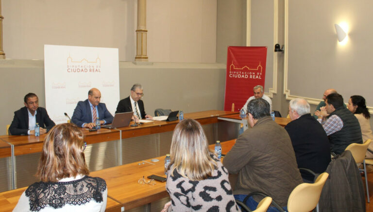 La Asamblea del SCIS aprueba las bases de la oposición de la OEP 2022 para la provisión de 30 plazas de bombero