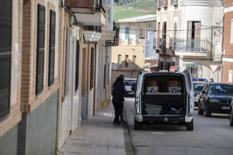 El Ayuntamiento de Aldea del Rey decreta tres días de luto y convoca un minuto de silencio en señal de repulsa por el asesinato por violencia de género producido en la localidad