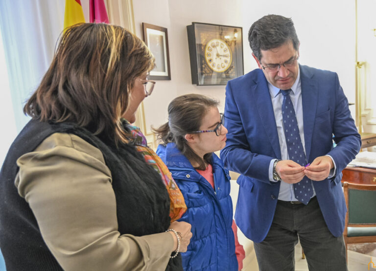 La Diputación cuenta con la Asociación Down Caminar para la realización del homenaje a las alcaldesas y diputadas provinciales con motivo del 130 aniversario del Palacio