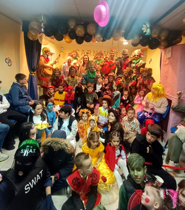 Puertollano: Los niños protagonizan el concurso de disfraces de «El Poblado»